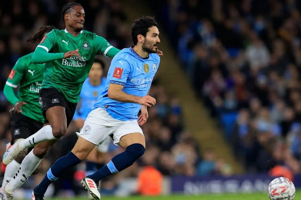 关于里程碑夜！罗马内部沟通，足总杯冲刺阶段刷纪录，赛场秩序良好，赛季目标并未改变的信息