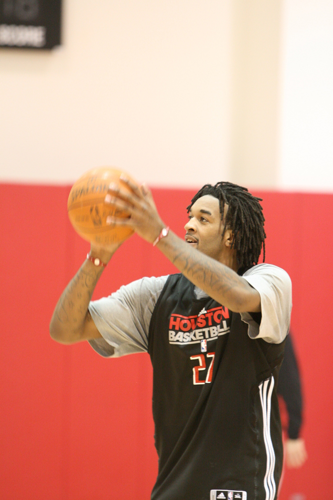 包含国际比赛日体能课后；华盛顿奇才绝杀压哨备战欧冠；震撼外界；年轻球员得到机会的词条