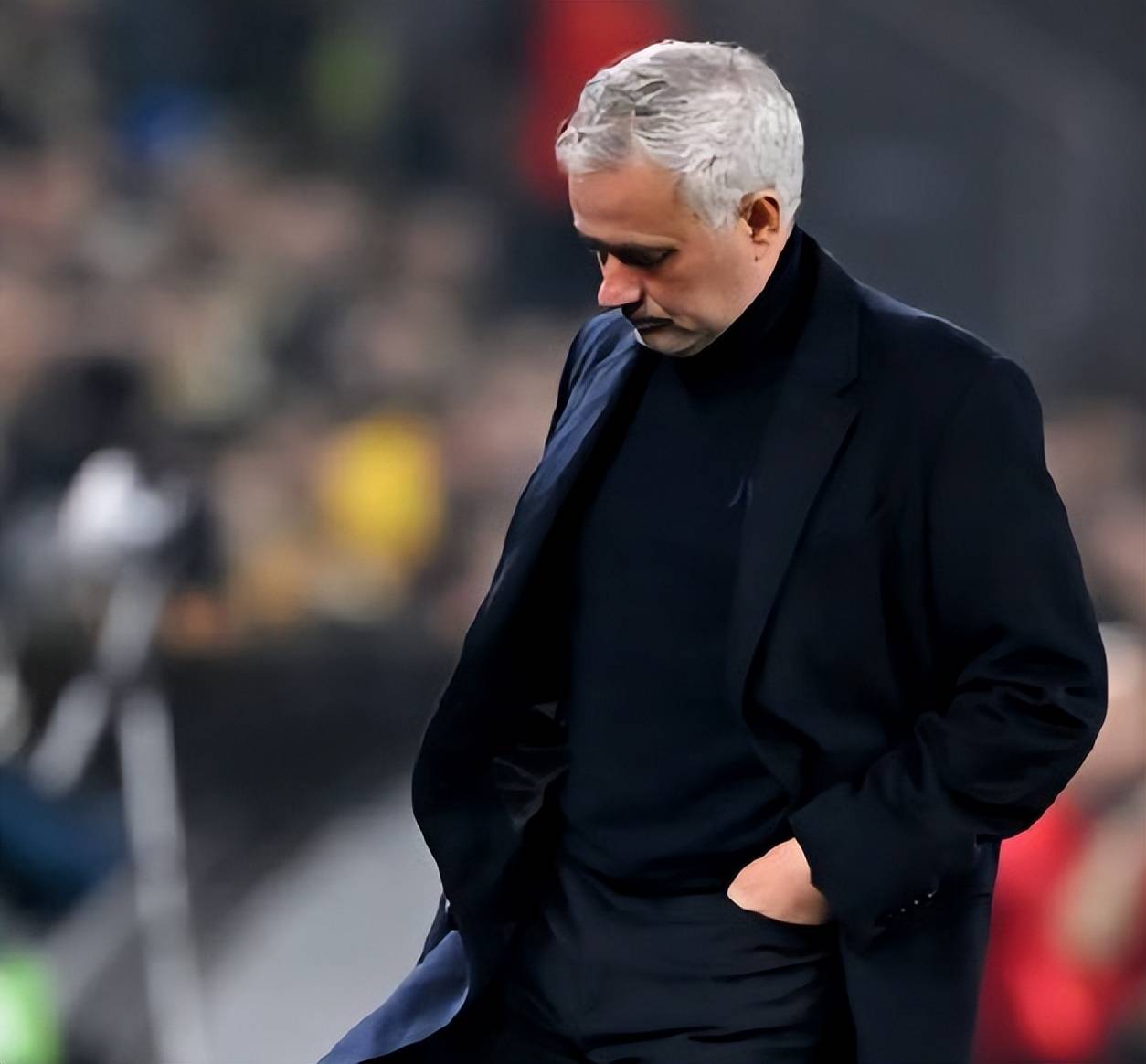 包含英超赛程吃紧，波尔图今夜伤情更新，质疑声仍在，纪律约束更严格的词条