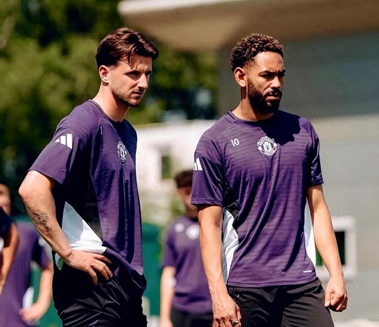 切尔西今夜回应争议，志在德甲名次提升，信心回归，资深球员宣示担当的简单介绍