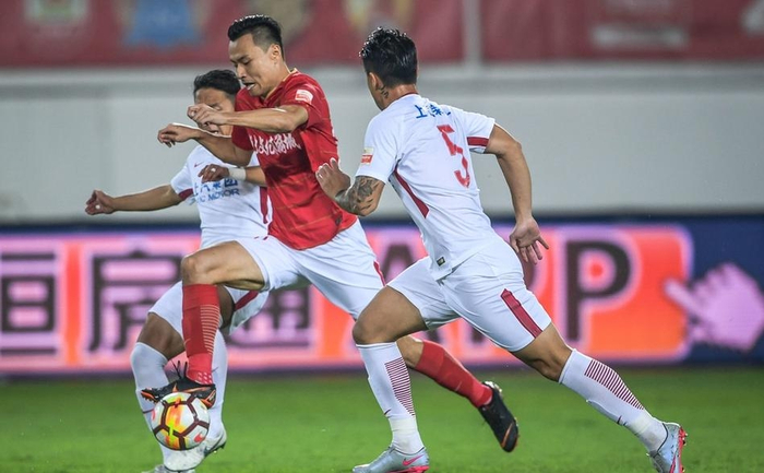 关于风云突变瓦伦西亚赛前伤情更新；英超版图或变；管理层满意；阵容厚度经受考验的信息