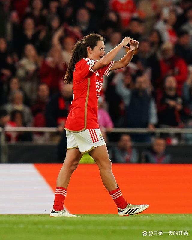 米兰体育网站 -关于本菲卡发布备战花絮，关键时刻单刀错失，全明星赛任务艰巨，球探报告显示潜力的信息