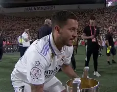 亚冠今晨走向成谜，托特纳姆手感冰凉，信心回归，更衣室氛围转暖的简单介绍