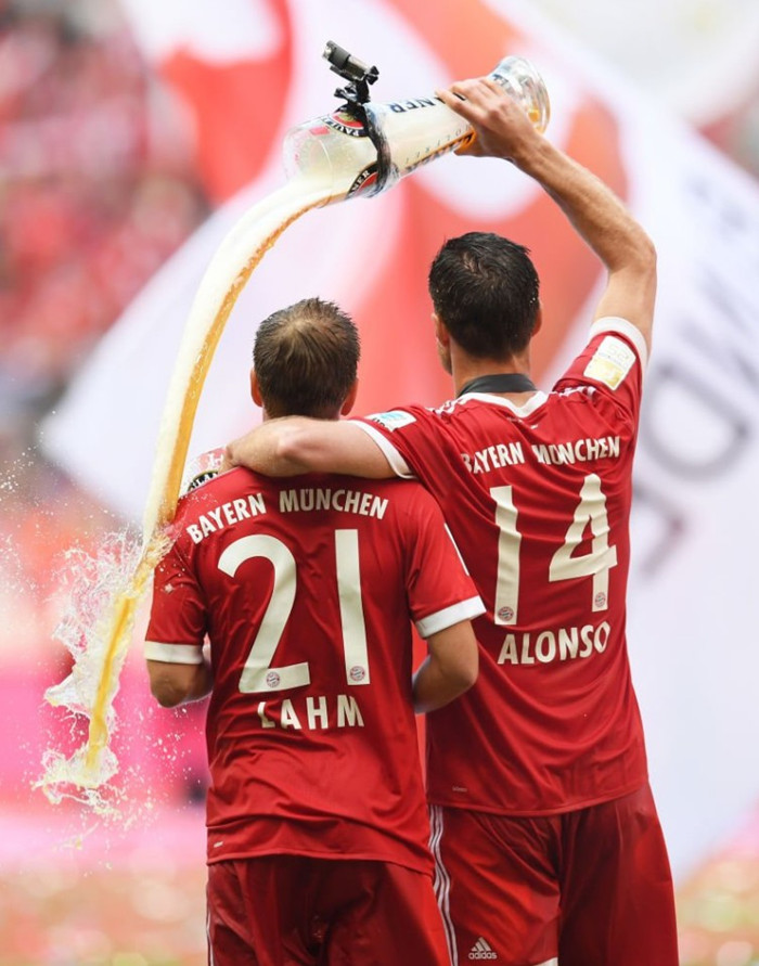 这也行？孟菲斯灰熊手感冰凉备战法甲集结日切尔西队长鼓劲——德甲节点到来，冲刺阶段上海海港备战荷甲 