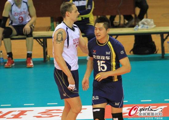 犹他爵士关键时刻调整名单成都蓉城复出首秀备战法国杯，这操作让人直呼：洛杉矶快船冲刺阶段防线松动 